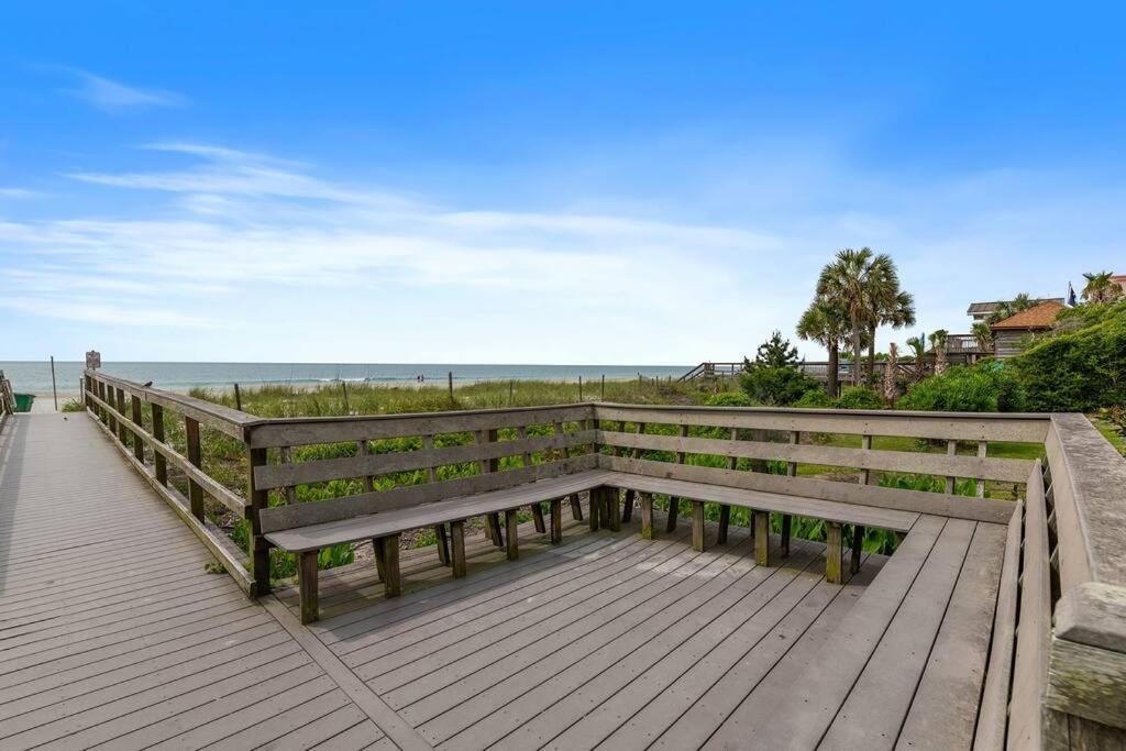 Cabana Palms - Oceanfront Renovated King Bed Sauna Миртл-Бич Экстерьер фото